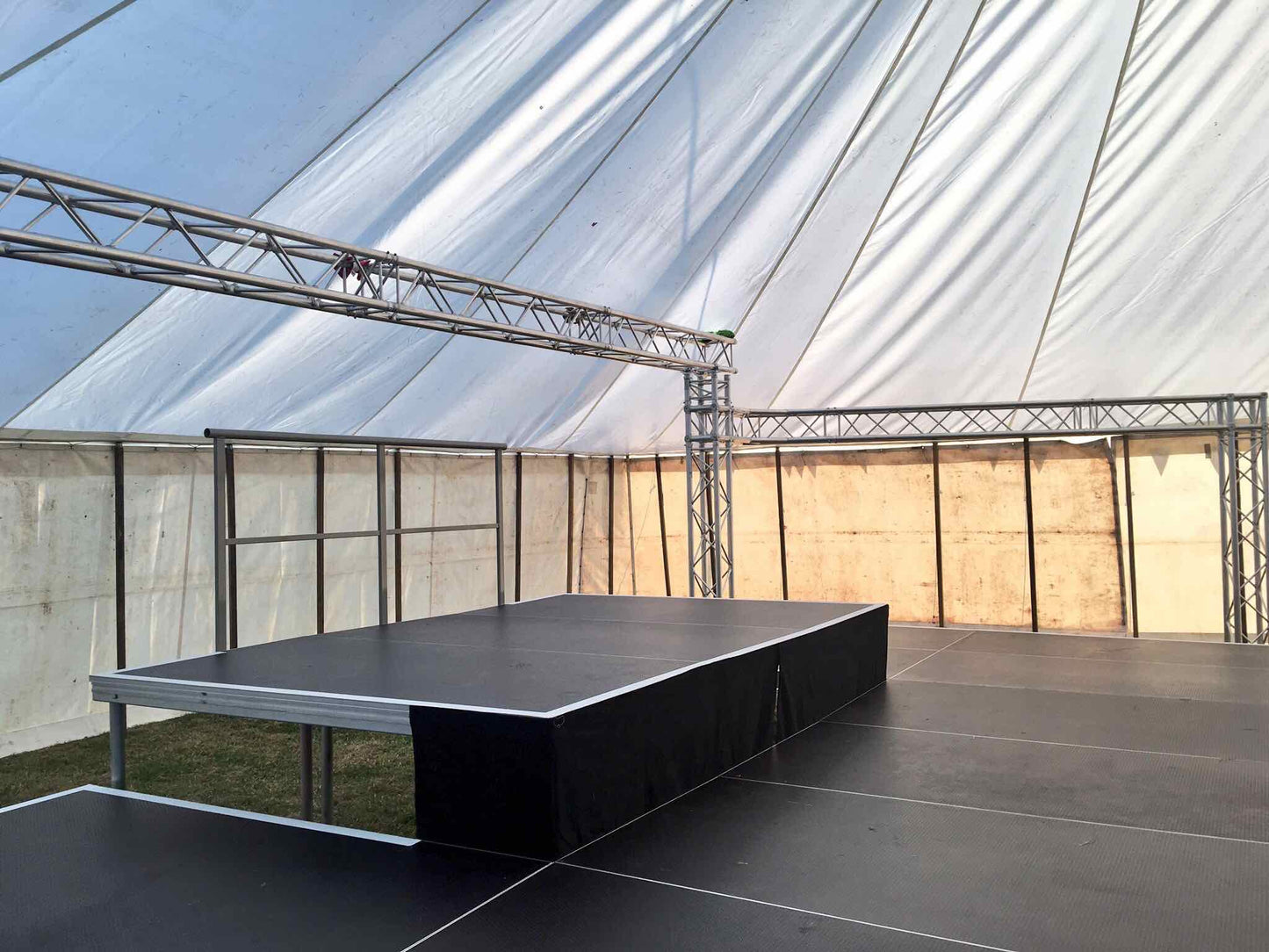 Milos Pro-30 Truss – Available for Hire – MAV Hire